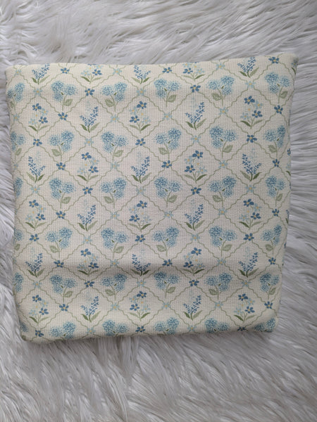 Floral Trellis in Blue| Pebblestone Knit|By the Half Yard