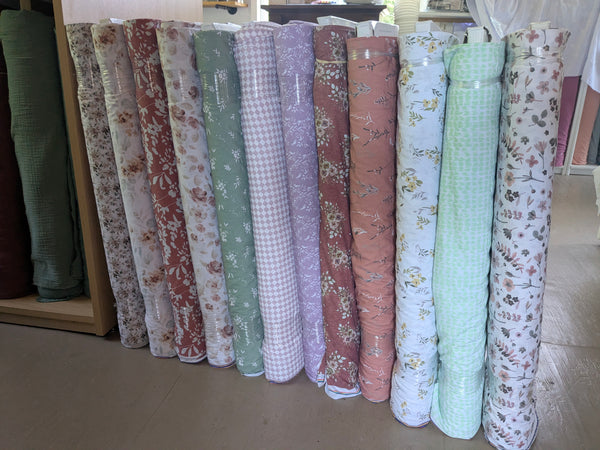 Dusty Rose Floral |Poly Cotton Crinkle | By the Half Yard