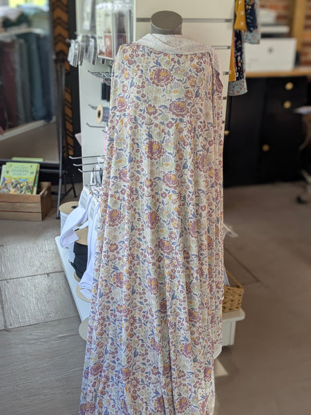 Evelyn Floral on Lt. Cream |Summer Breeze Knit|By the Half Yard
